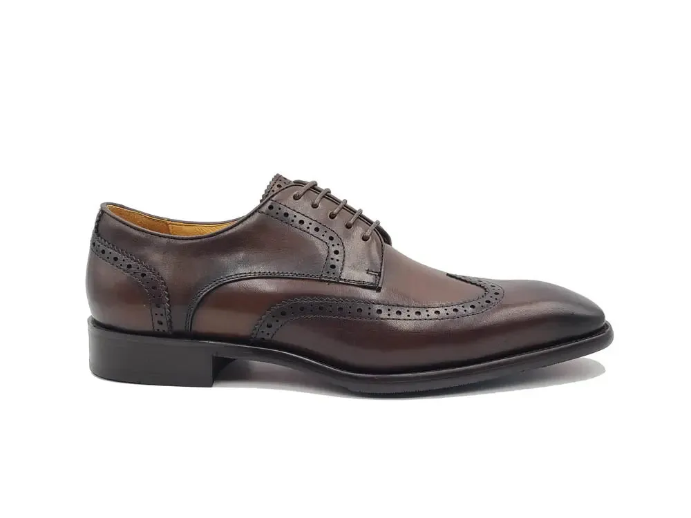 Blucher Style Wingtip Oxford wardrobe must