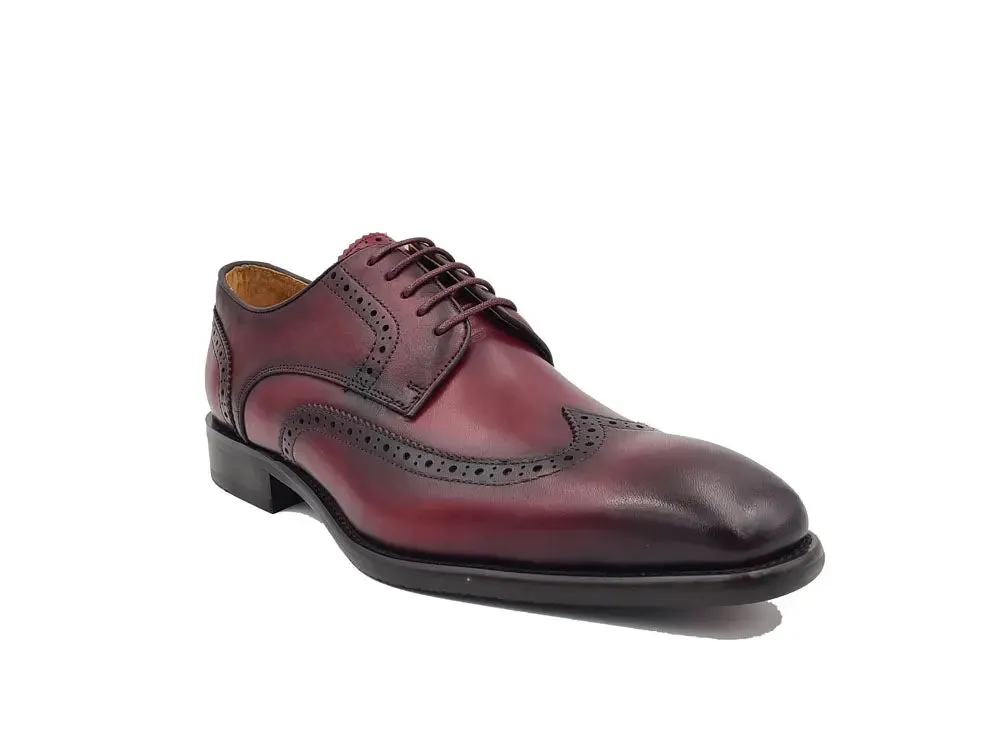 Blucher Style Wingtip Oxford wardrobe must