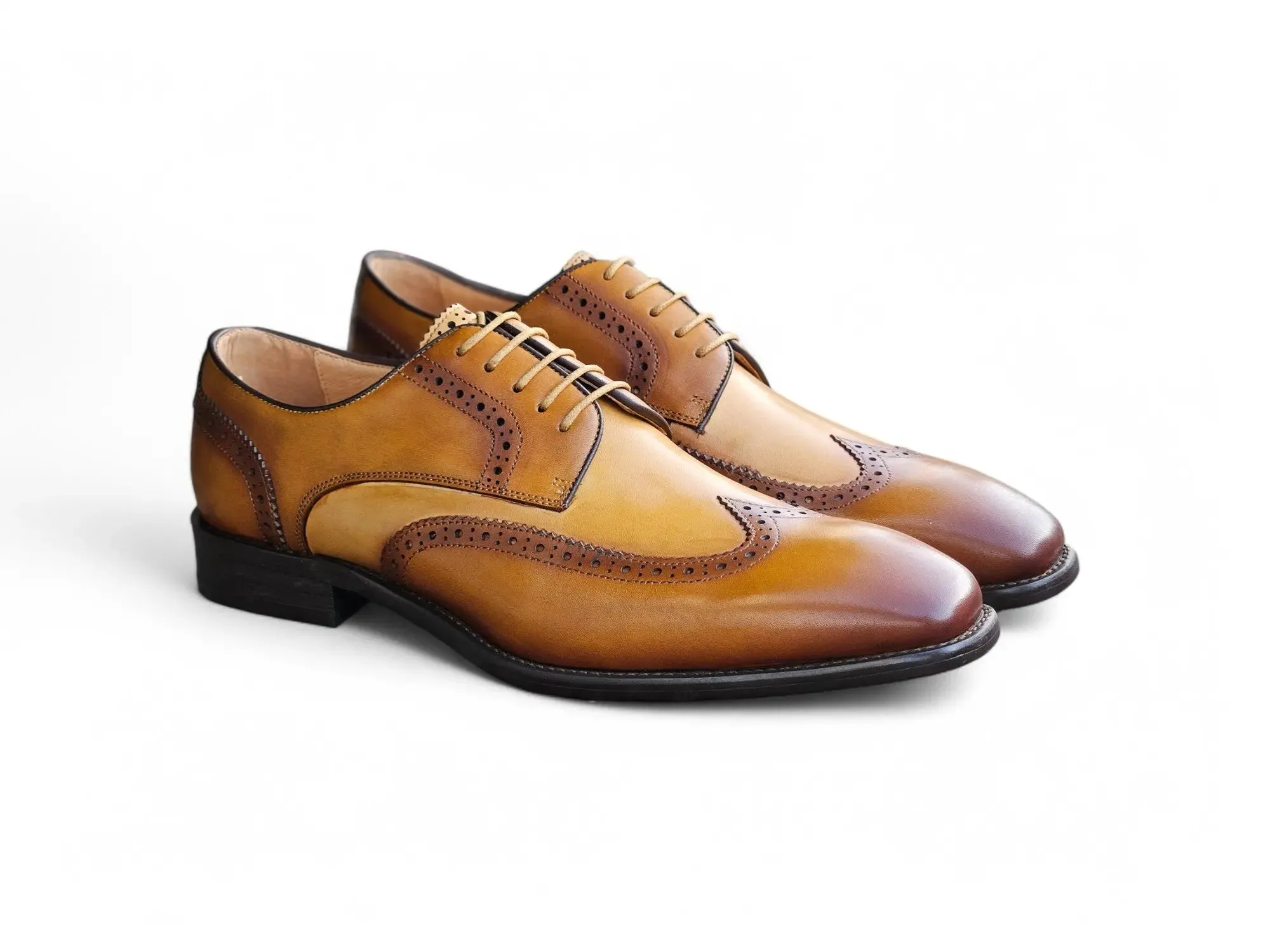 Blucher Style Wingtip Oxford wardrobe must