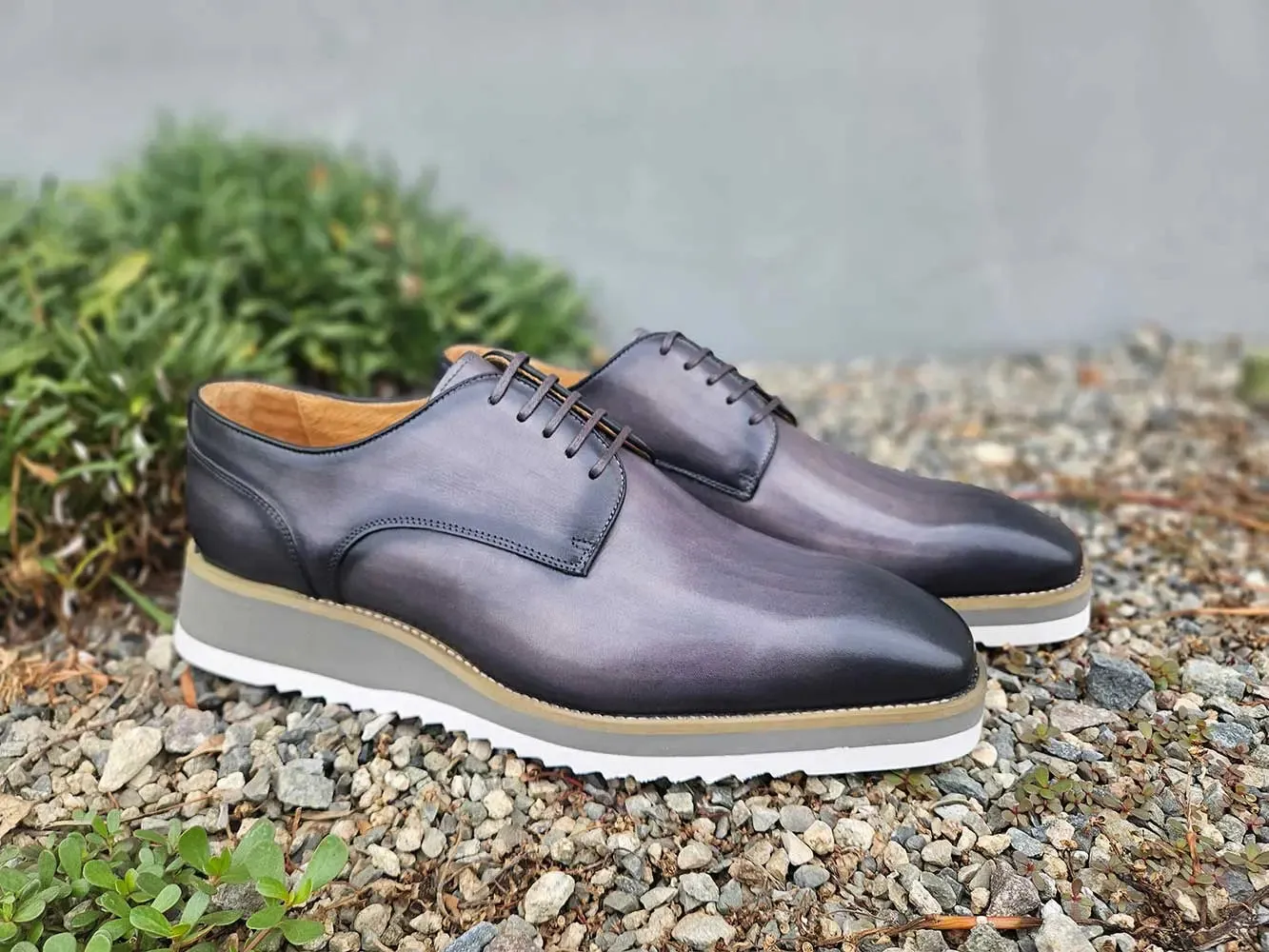 Burnished Lace-up Leather Derby elite taste