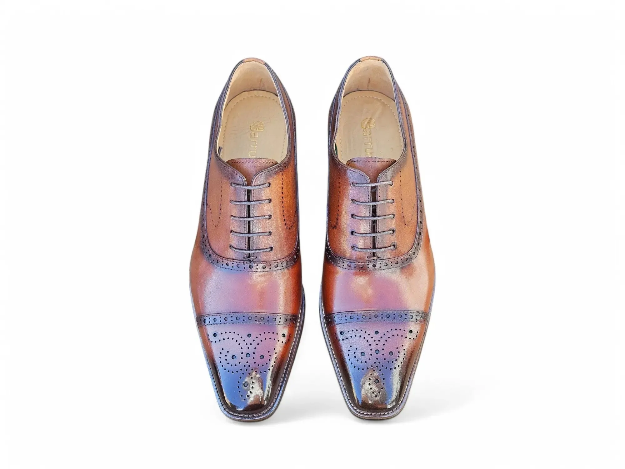 Cap Toe Lace-up in Leather Sole refined detail
