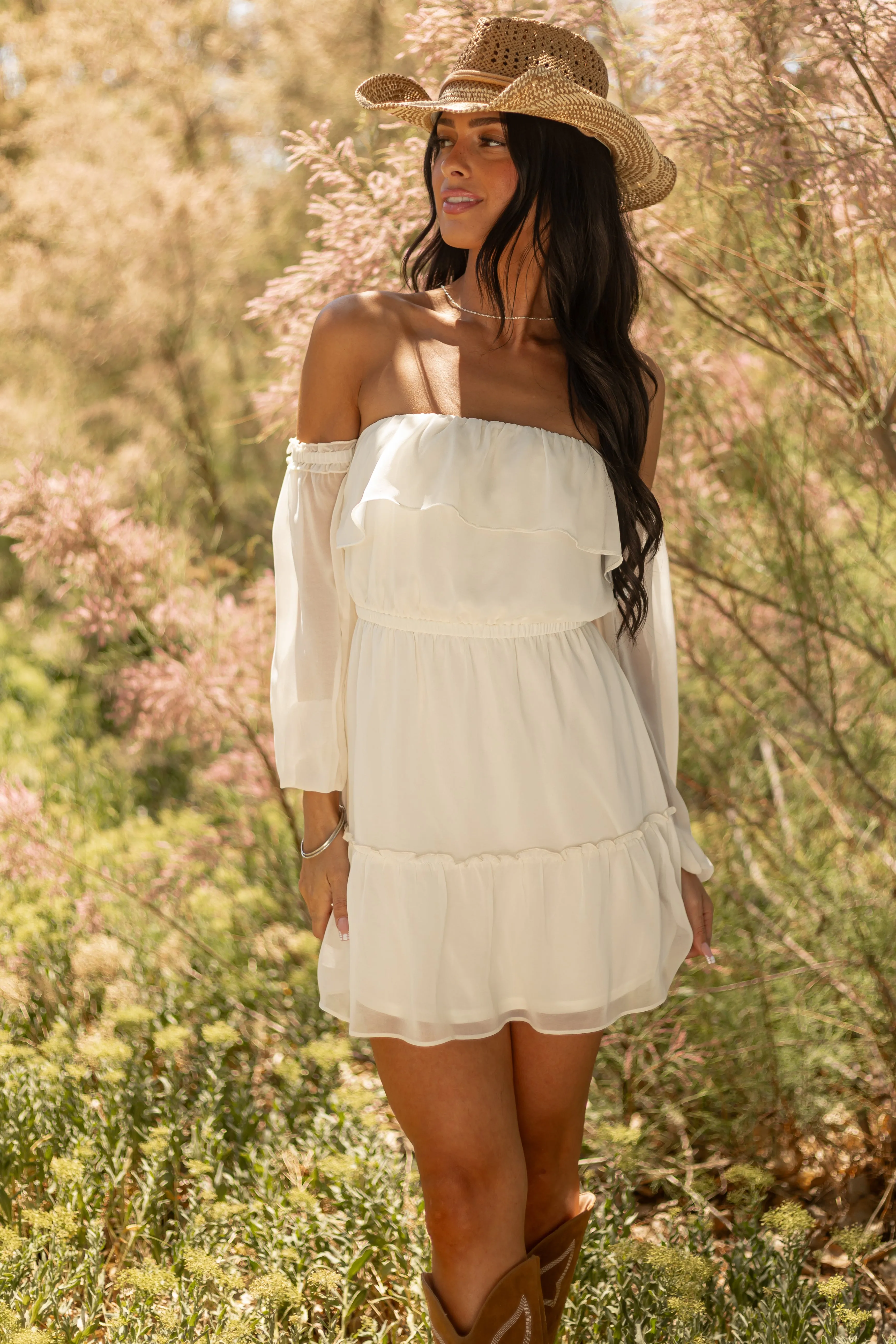 5/30/2025,ALL_PRODUCTS,back-in-stock:true,filter-color:White/Ivory,filter-neckline:Off-the-Shoulder,filter-pattern:Solid,filter-season:Summer,filter-sleeve:Long Sleeve,gpc:Dresses,pc:Short_Dresses,Reg-Price