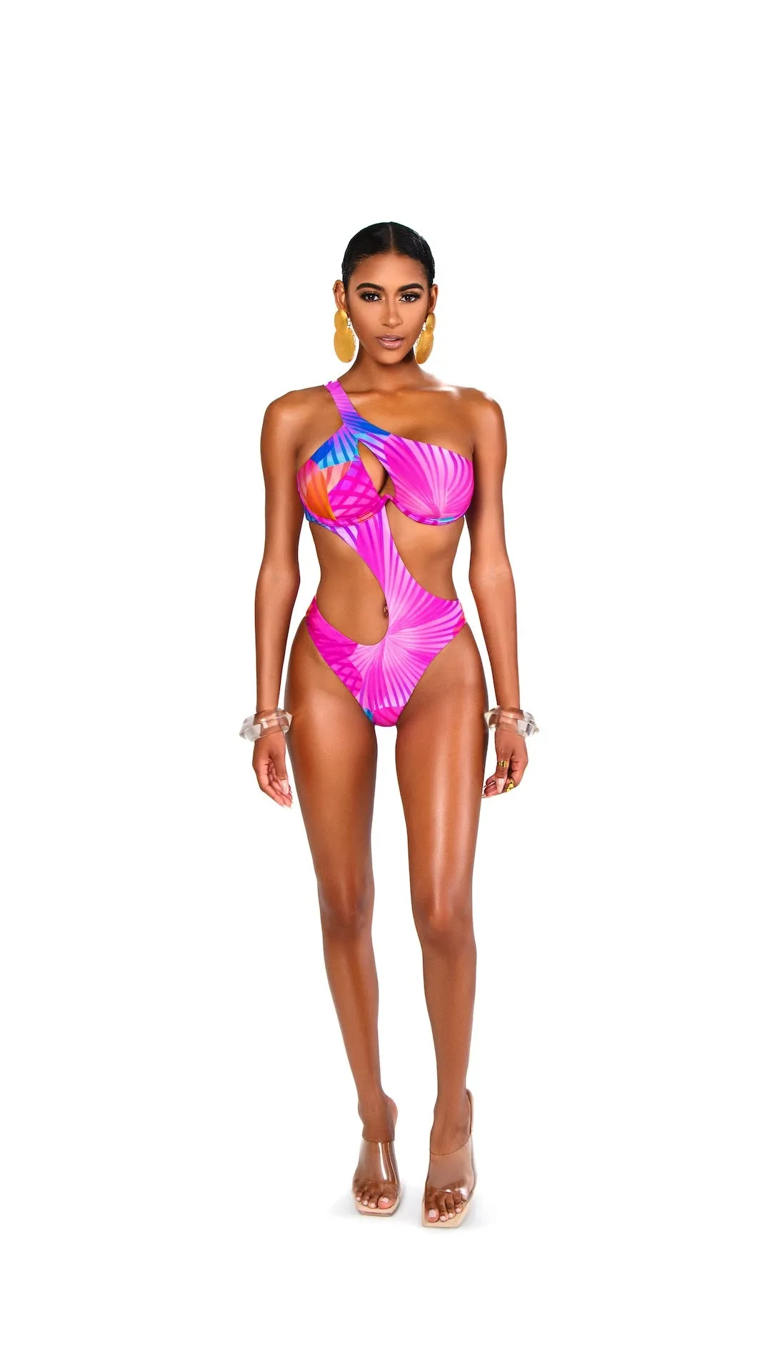 ELLE ONEPIECE beach vacation