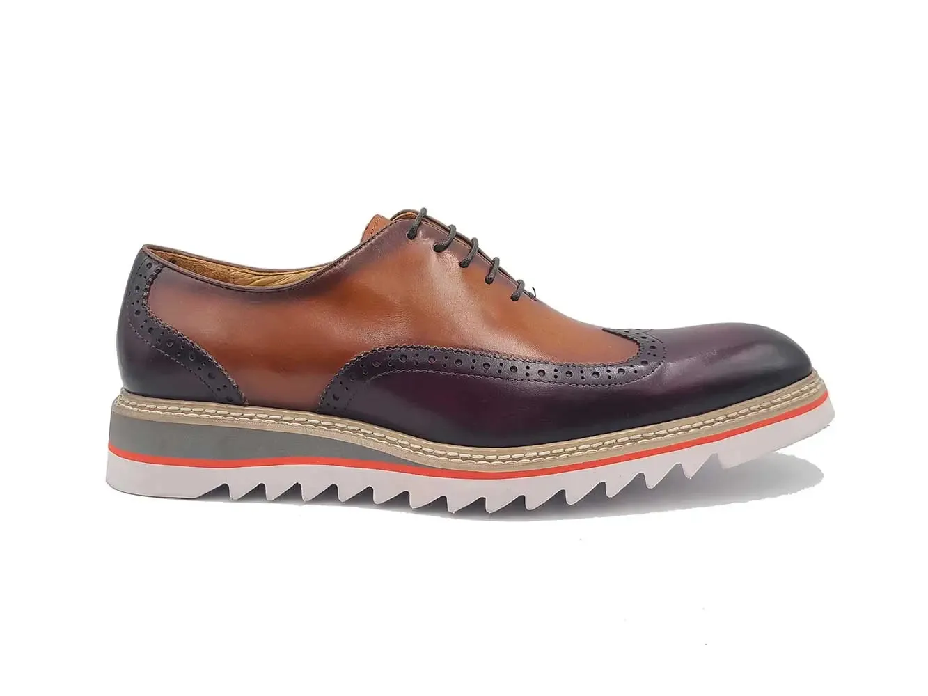 Gorgeous Two Tone Oxford Wingtip fashion trace