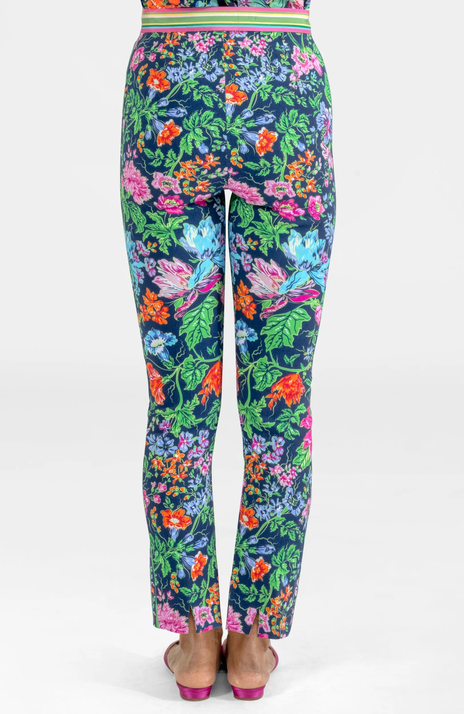 Gripeless Pull On Pants - English Garden loungewear