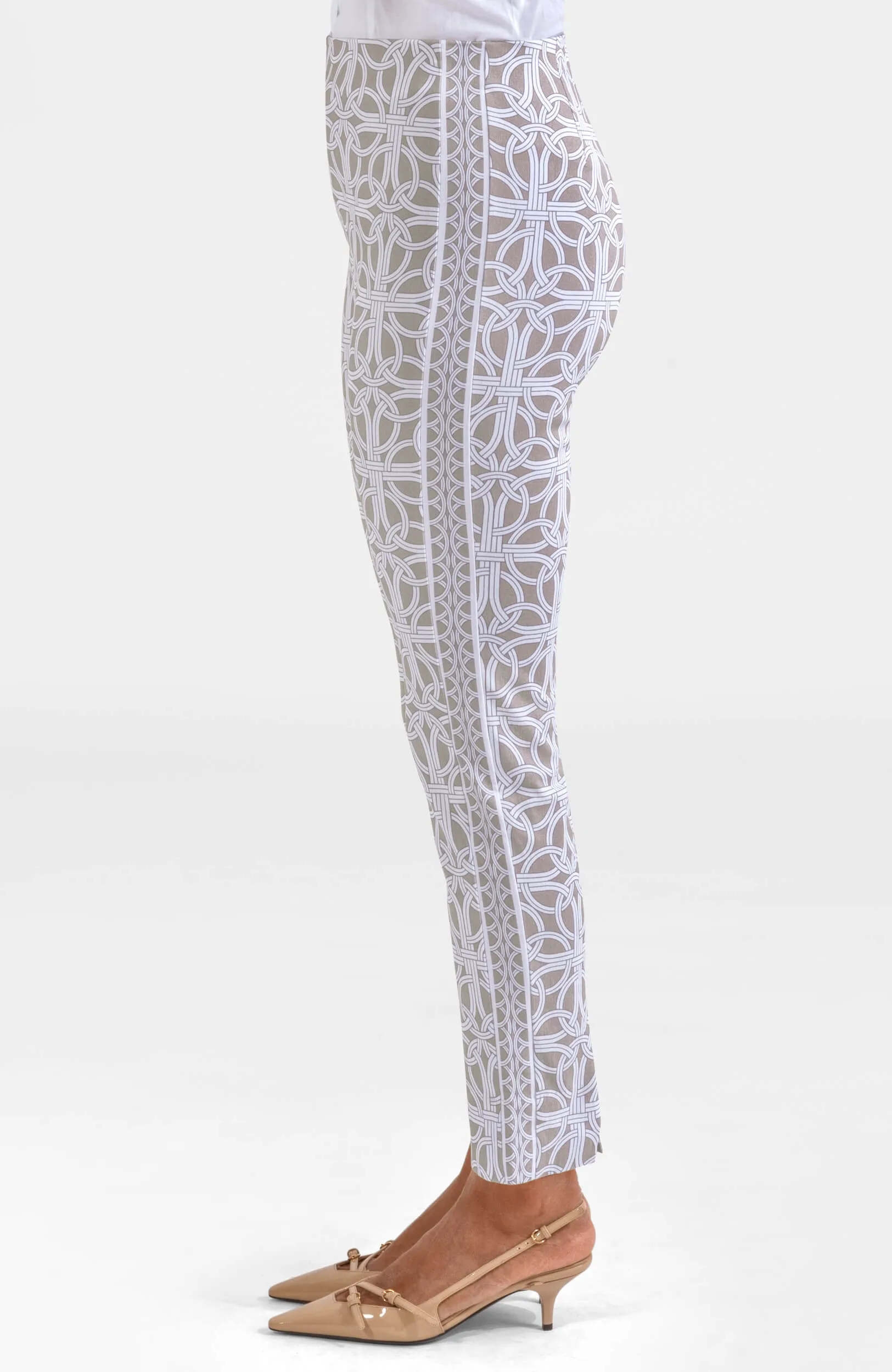 Gripeless Pull On Pants - Ring Toss loungewear