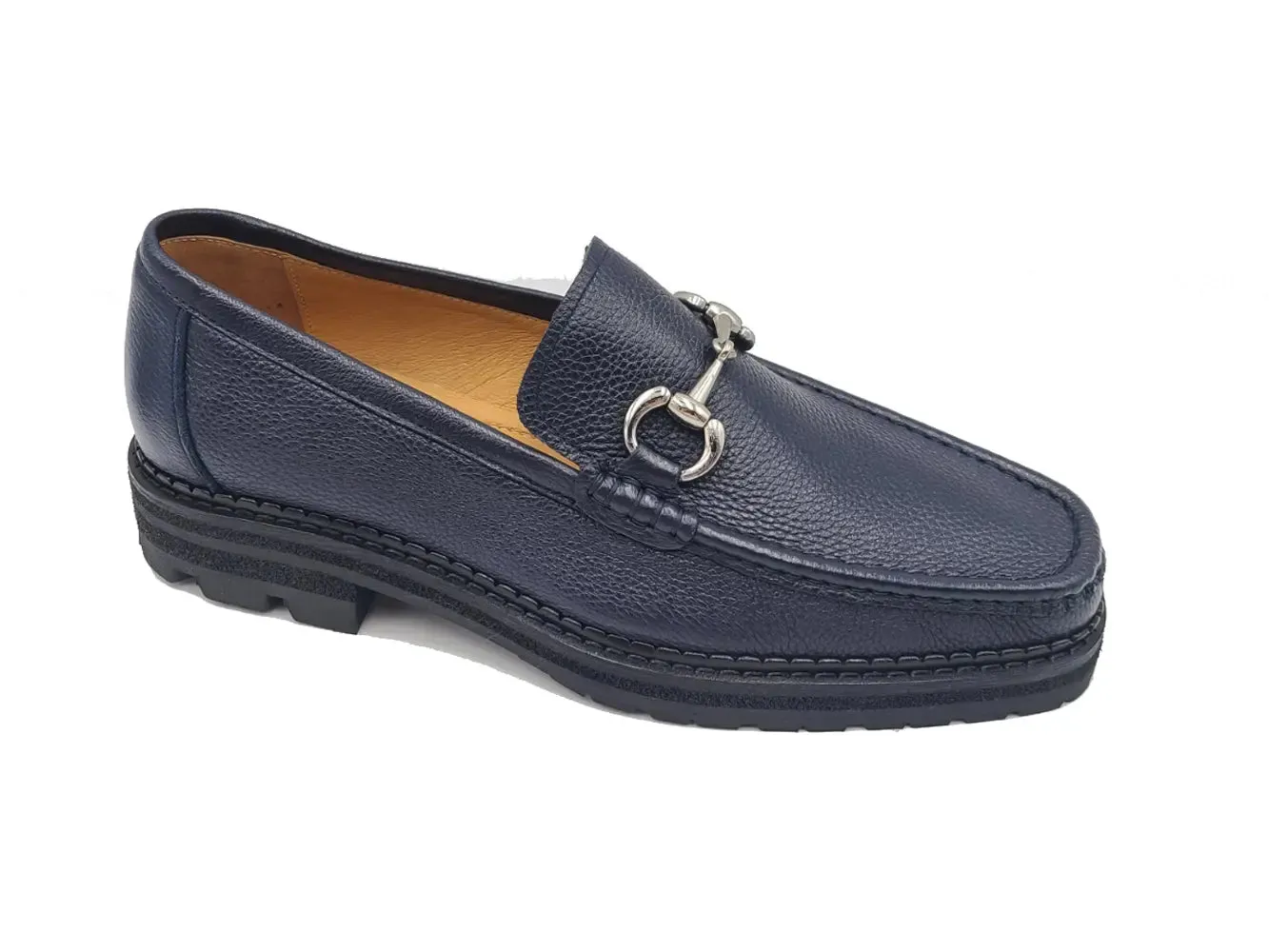 Horsebit Loafer Lug Sole shape calm