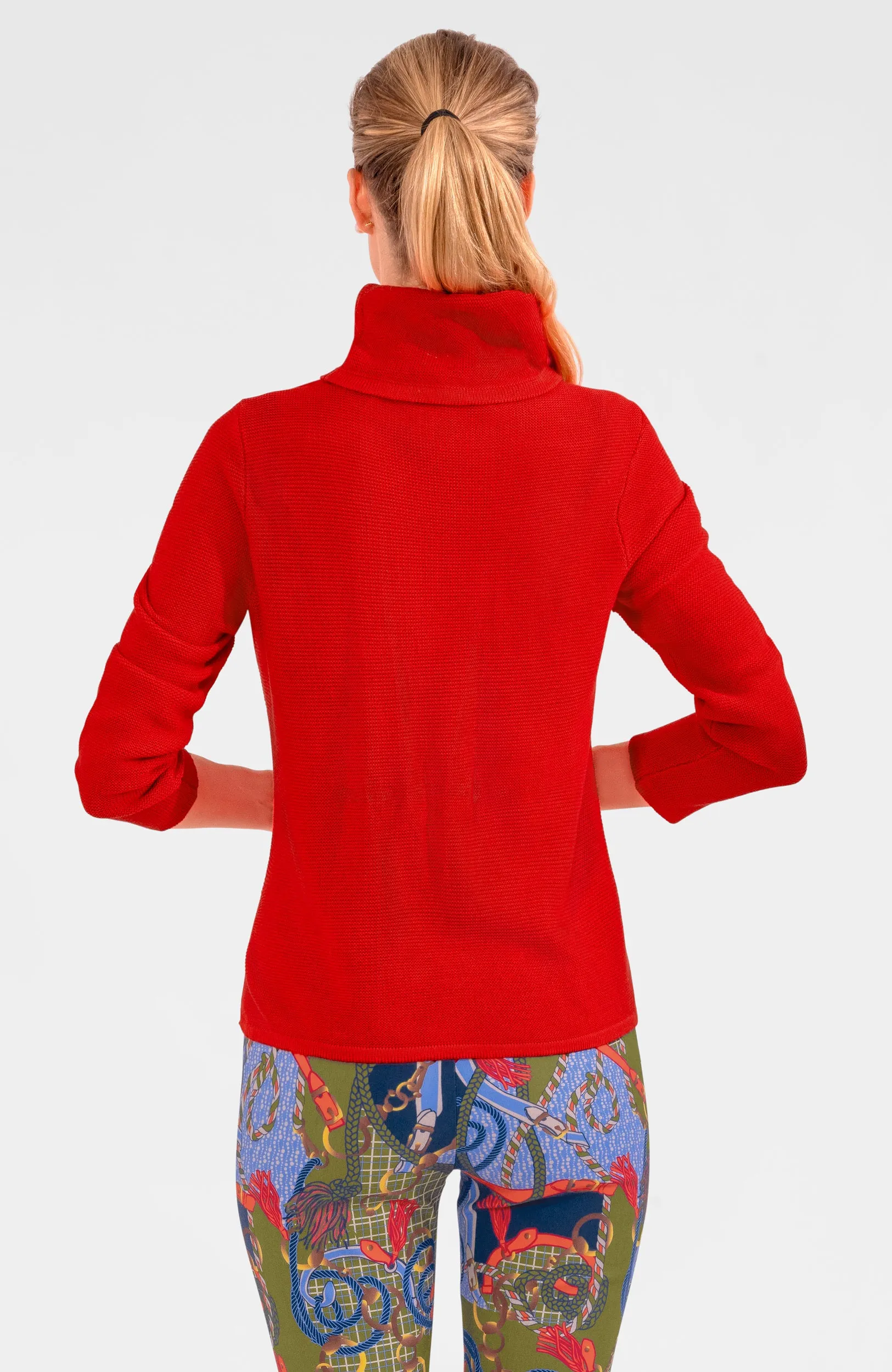 Knit Knit Turtleneck Sweater slimming design