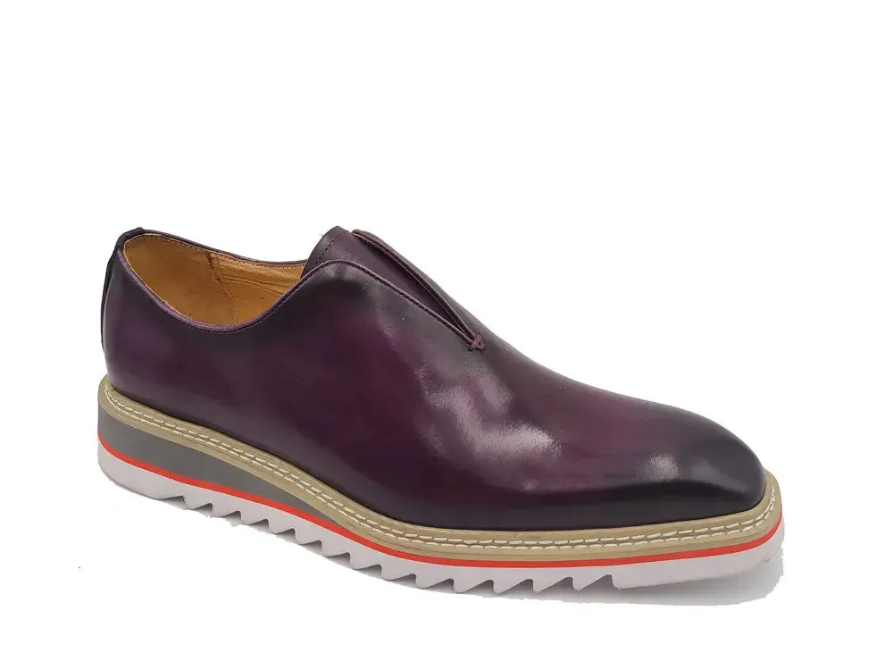 Laceless Loafer with Contrast color lightweight sole mood wear