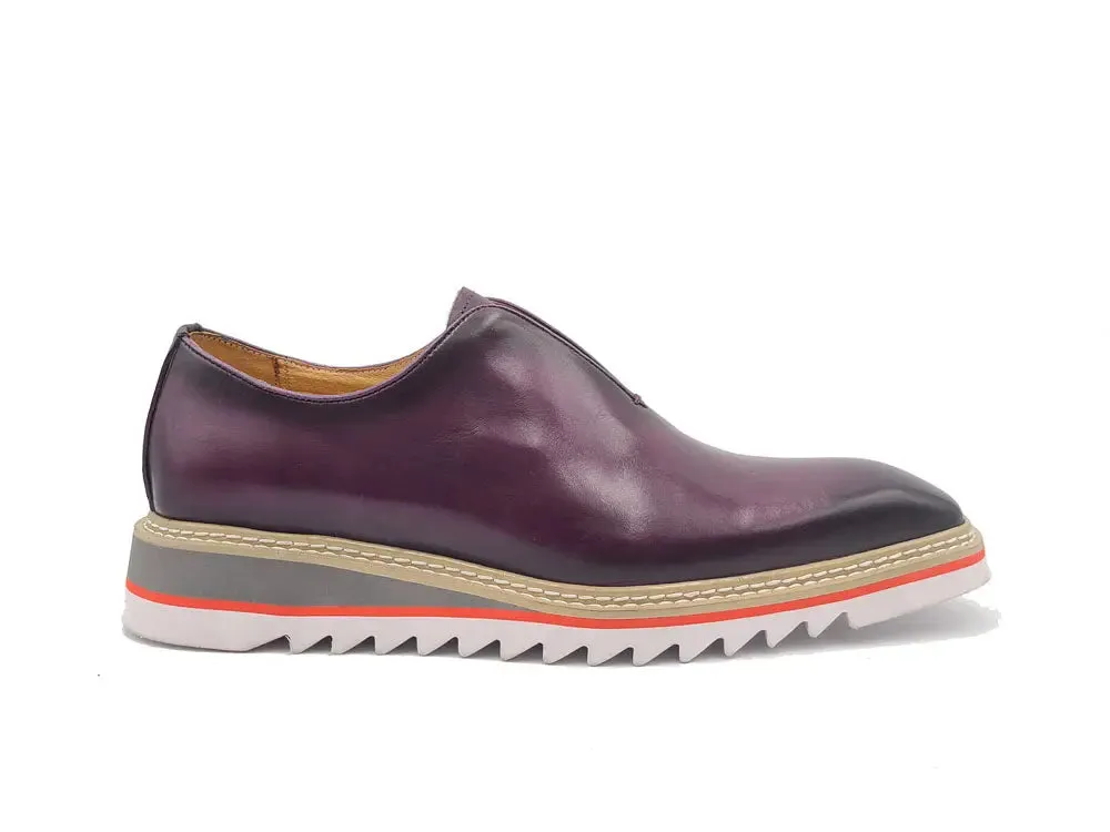 Laceless Loafer with Contrast color lightweight sole mood wear