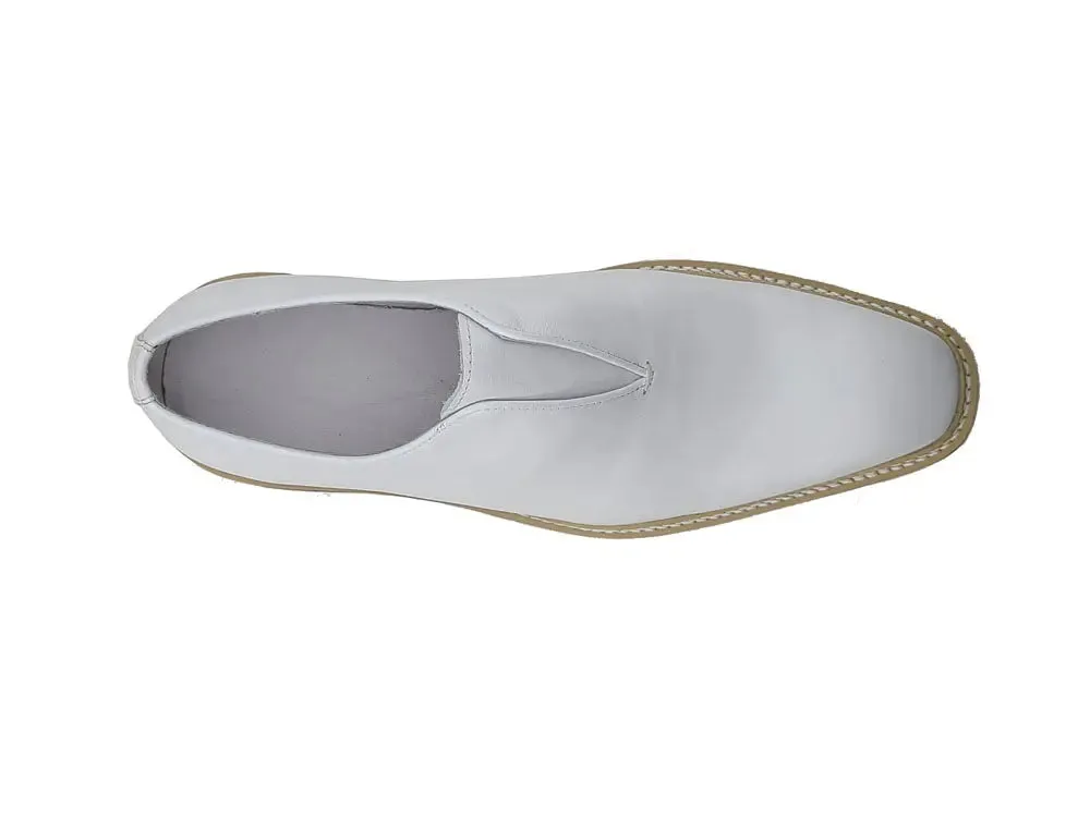 Laceless Loafer with Contrast color lightweight sole mood wear