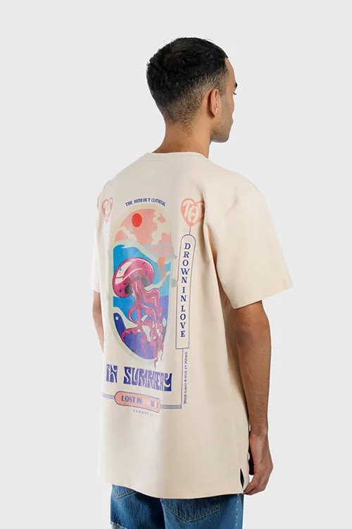 Lost in Paradise Tee slimming V-neck