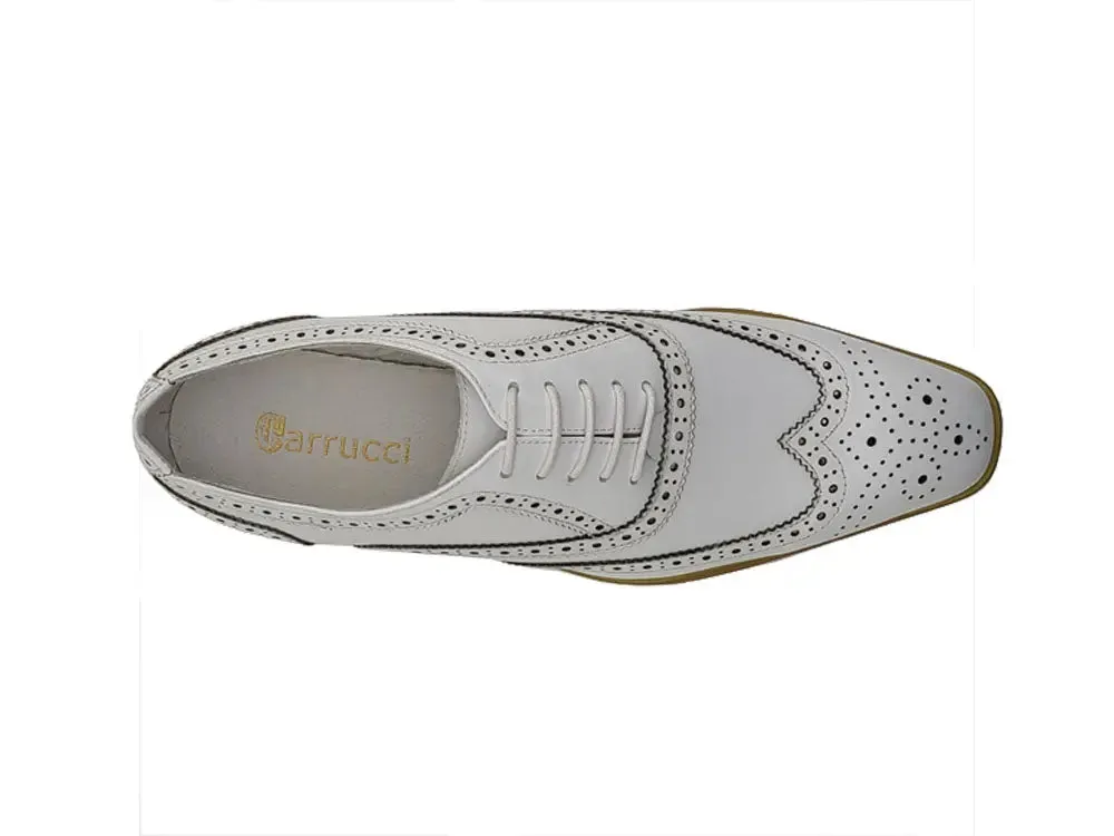 Men Medallion Wingtip Brogue Shoes city pulse