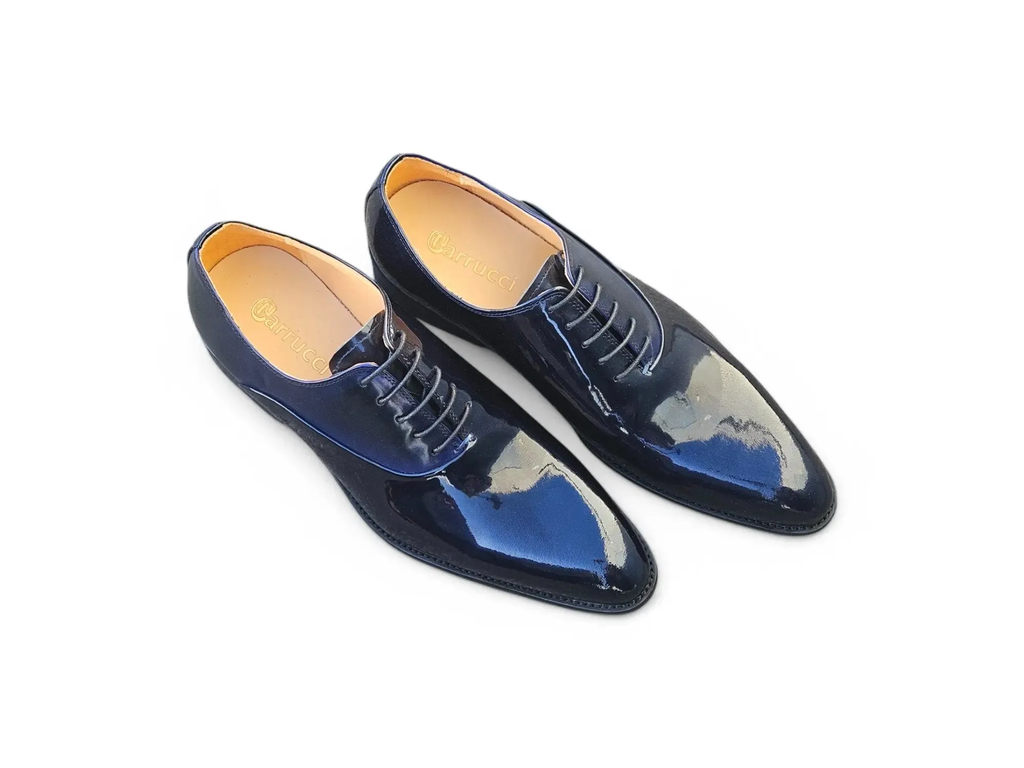 Mix Media Patent Leather Oxford timeless taste