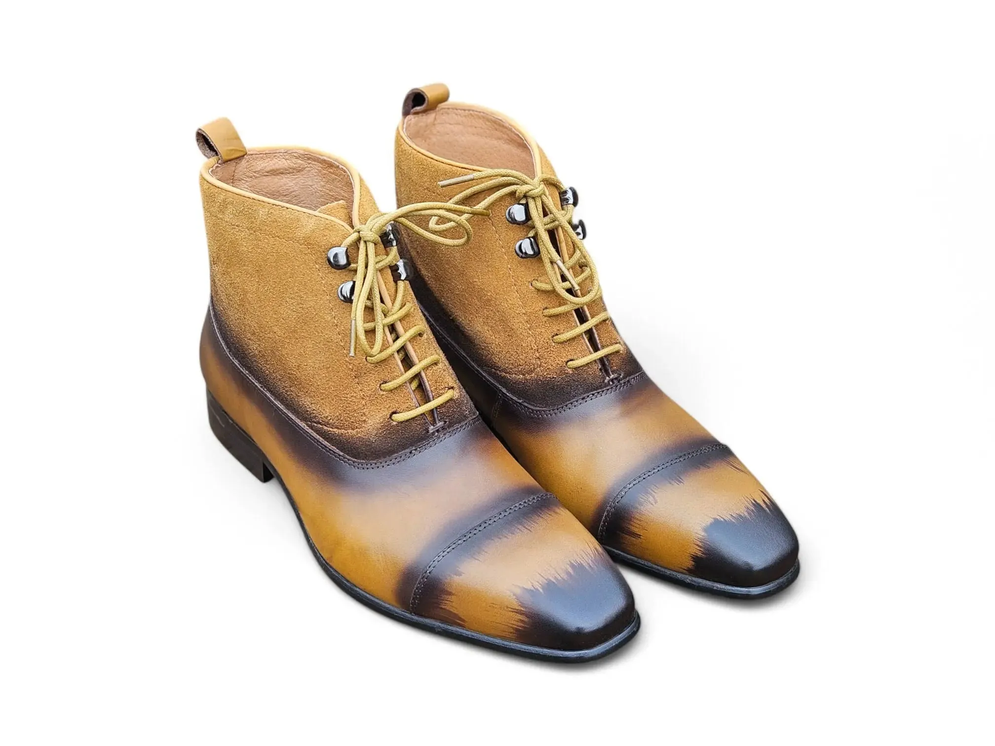 Mixed Media Lace-up Suede Boot frost walk