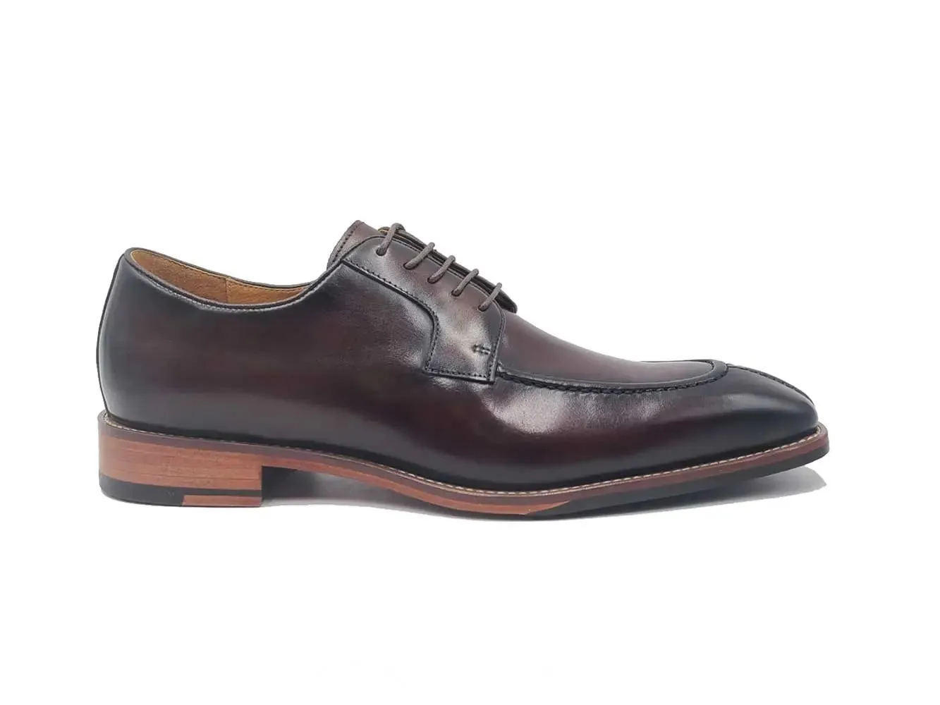 Moc Toe Oxford in Leather Sole travel mate