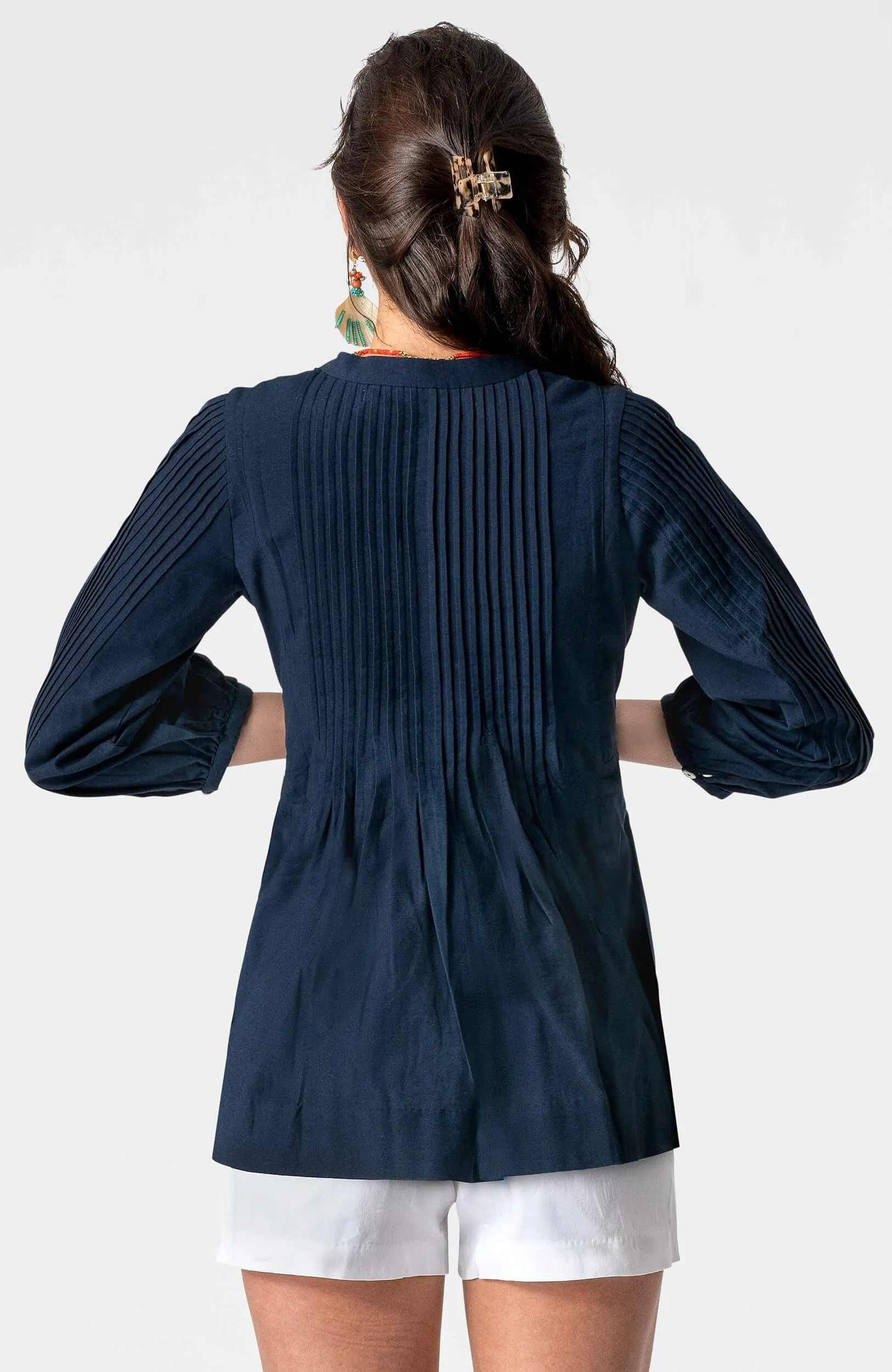Nip Tuck Tunic - Solid budget-friendly