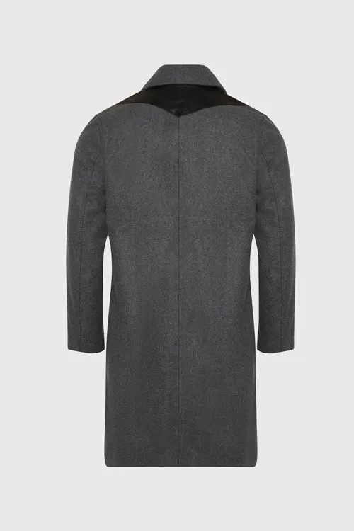 Power Wool Coat sleek line