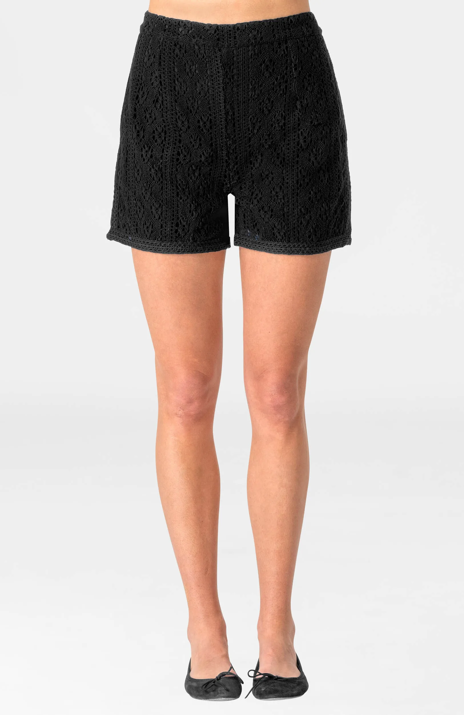 Rachel Lace  Short blogger outfit