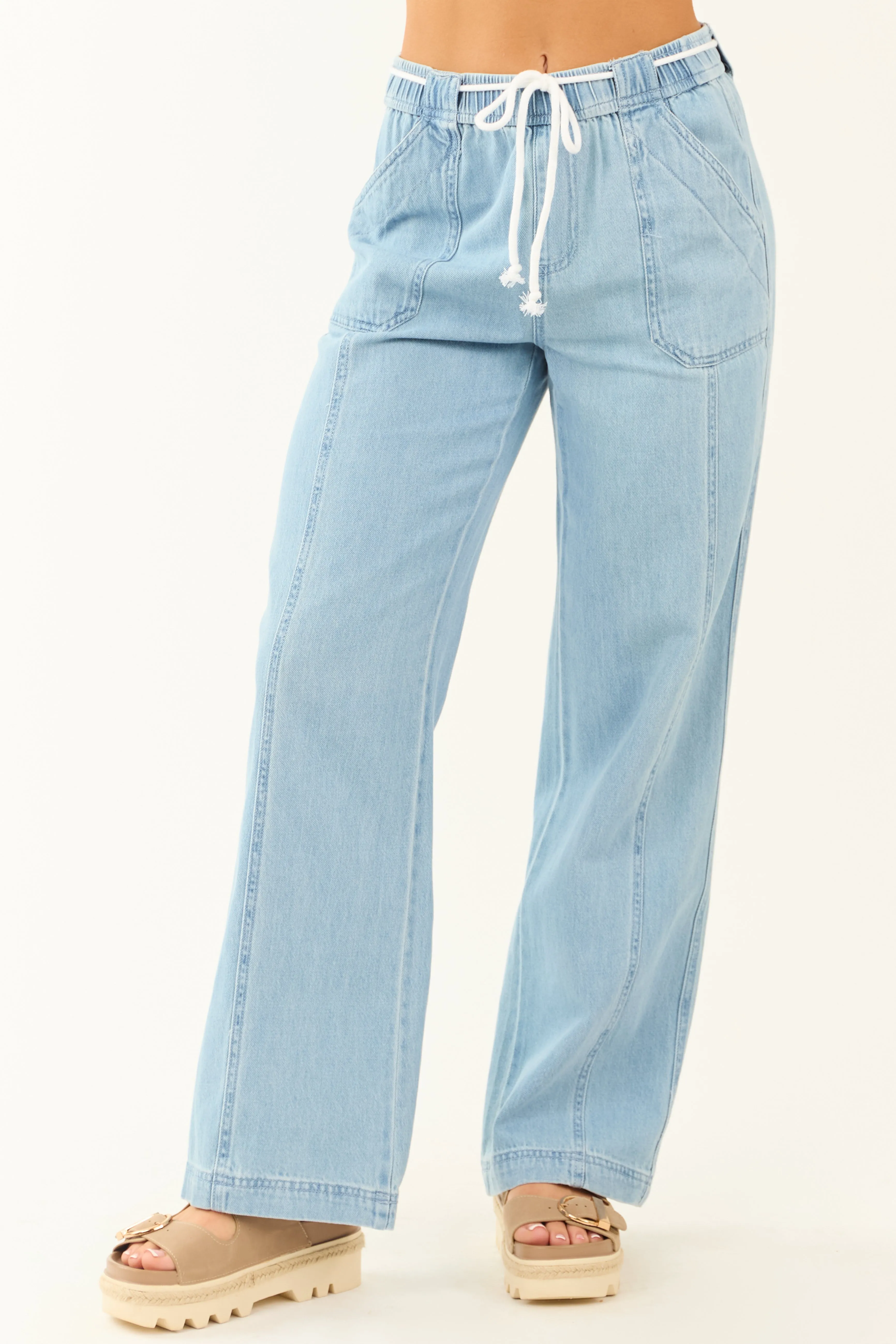 Risen Light Wash Wide Leg Waist Tie Jeans wrinkle free