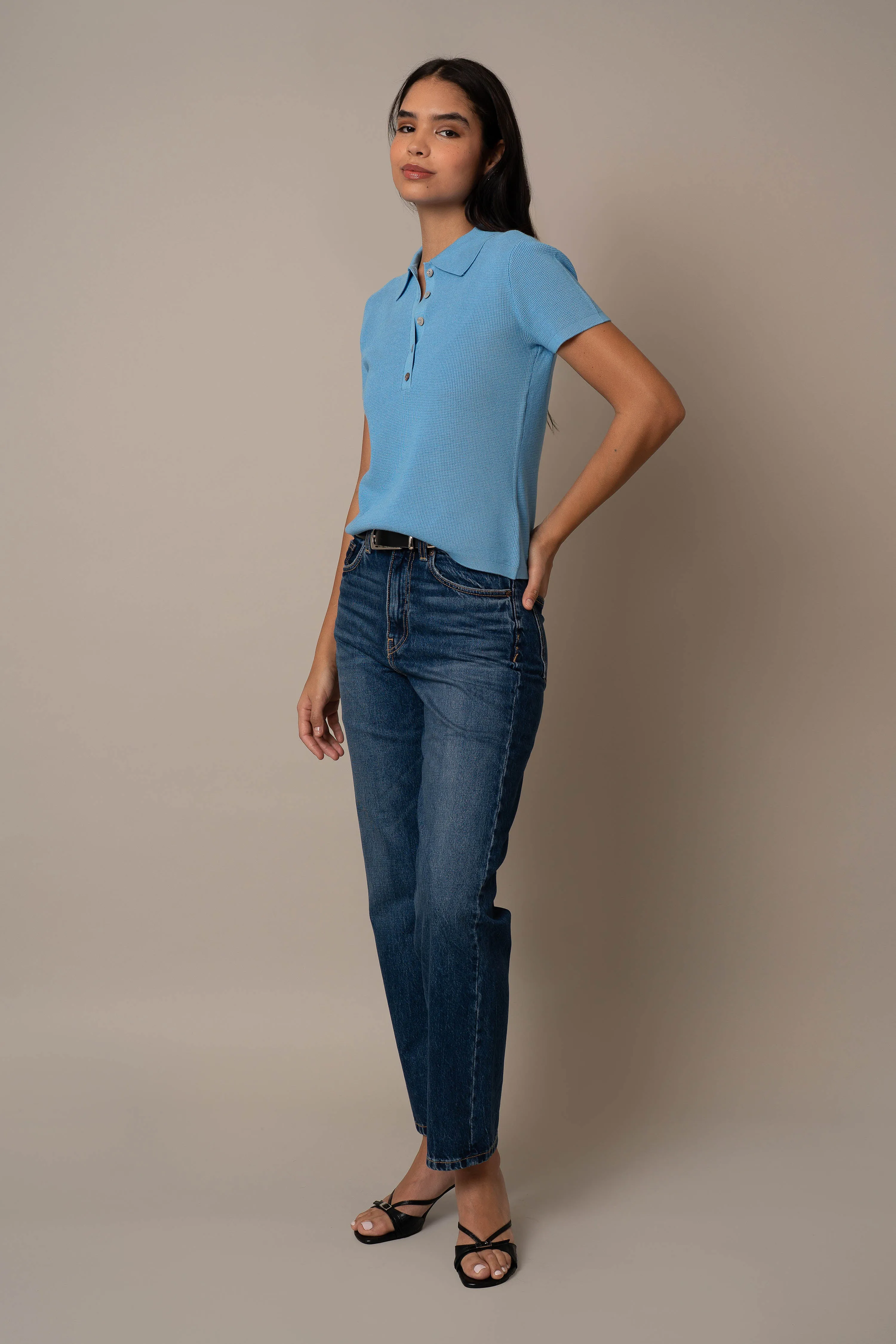 Short Sleeve Waffle Pullover airport look