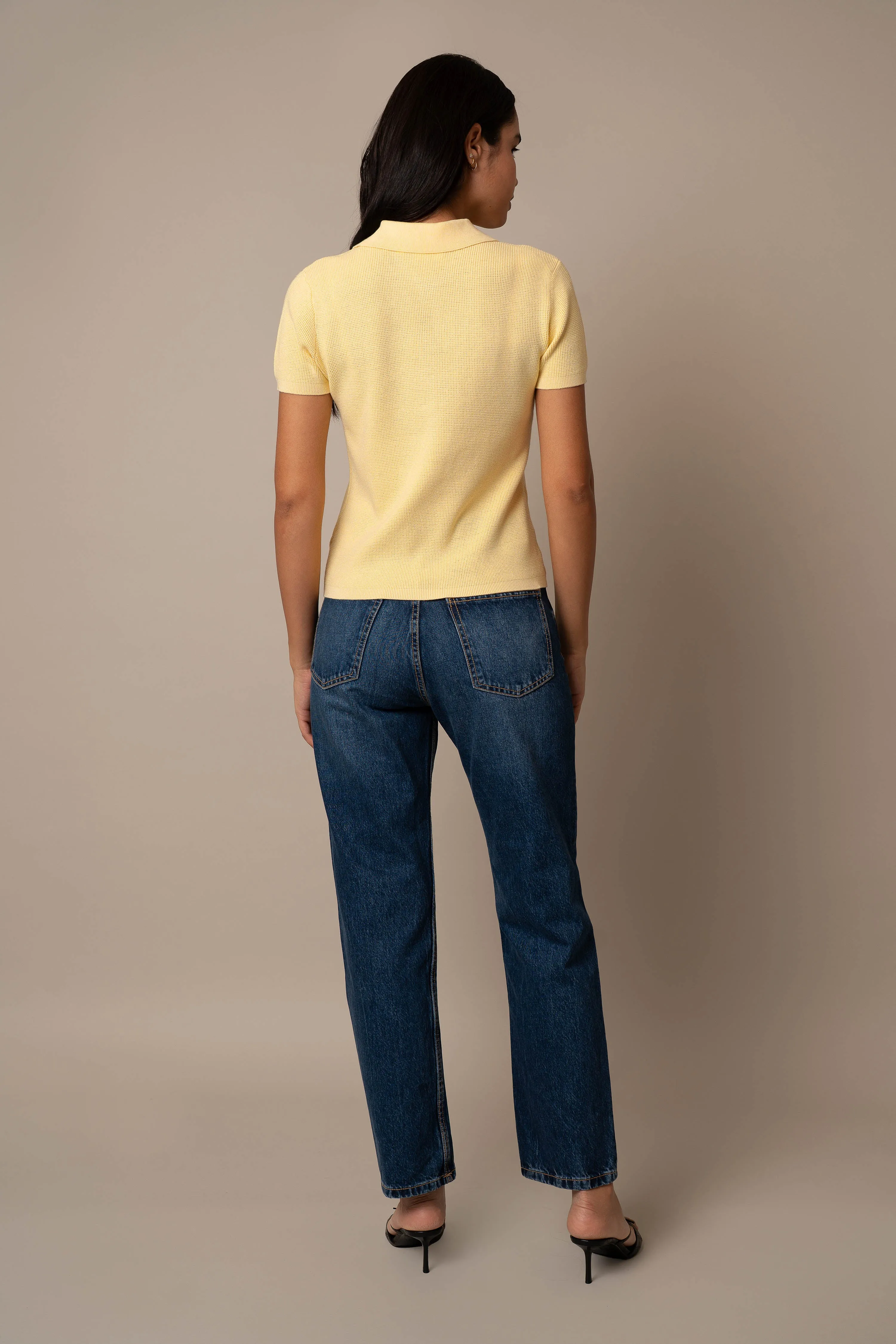 Short Sleeve Waffle Pullover airport look