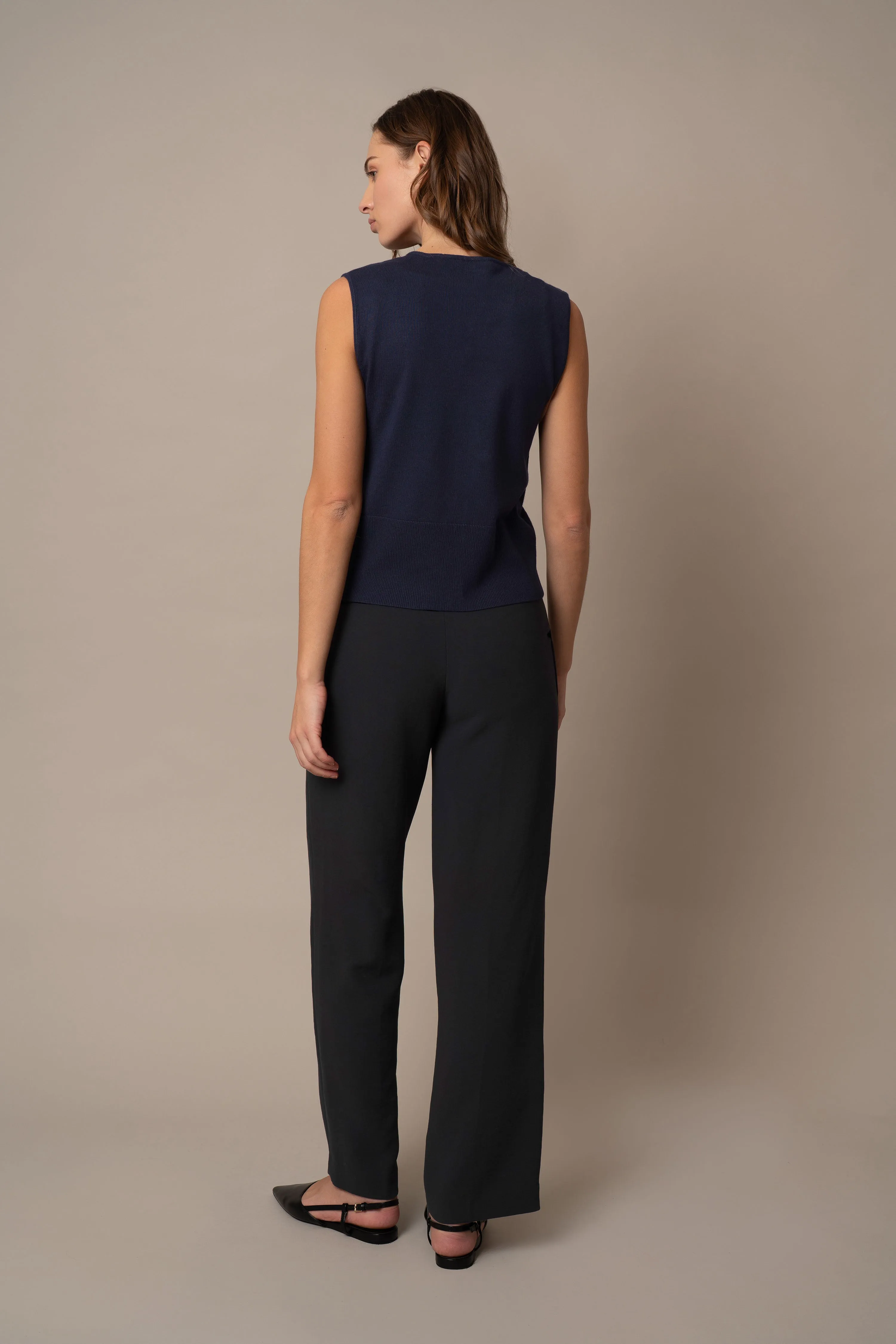 Sleeveless Button Down Cardigan minimal tone