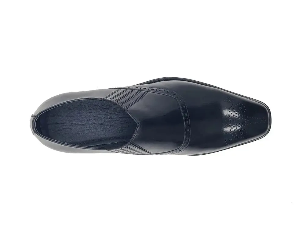 Slip-on Loafer with medallion pace cool