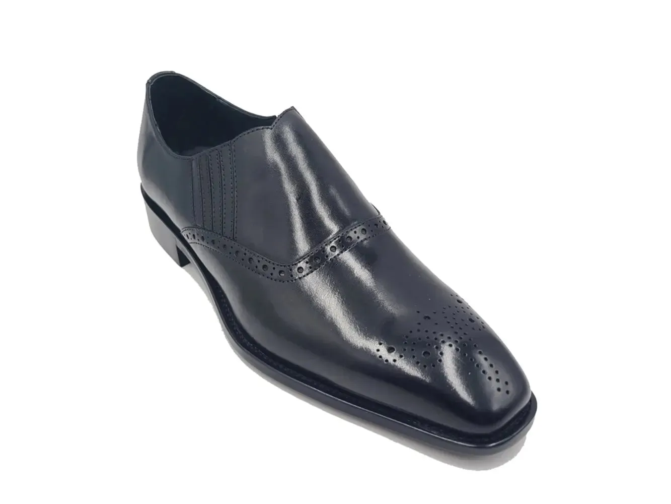 Slip-on Loafer with medallion pace cool