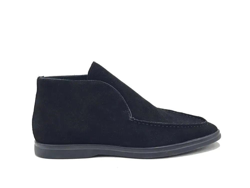Soft Suede Comfort Loafer airport look