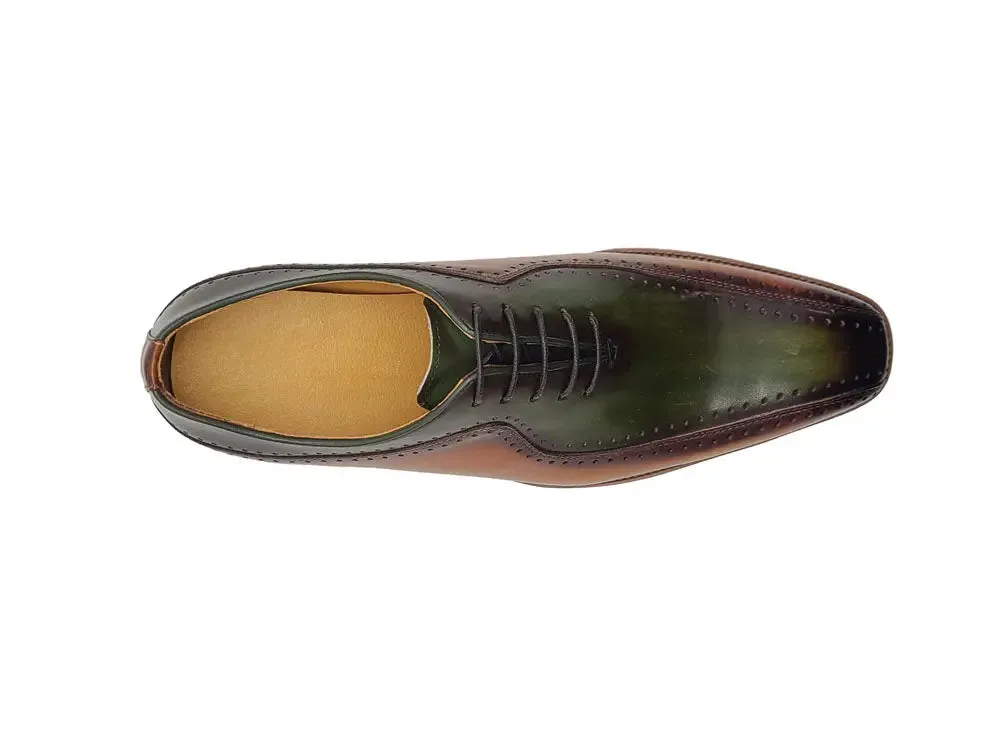 Stylish Two-Tone Brogue Oxford subtle charm