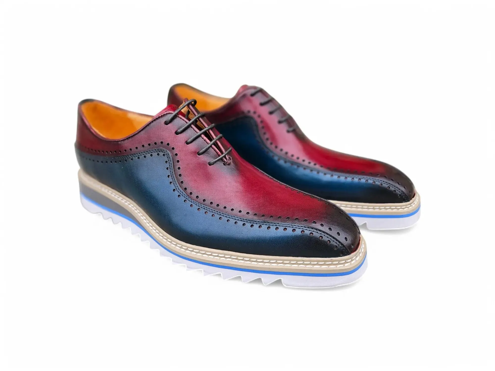 Stylish Two-Tone Brogue Oxford subtle charm