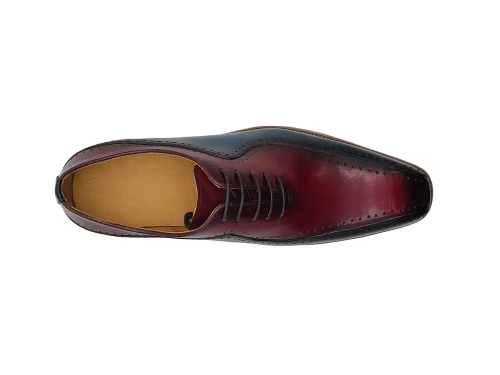 Stylish Two-Tone Brogue Oxford subtle charm