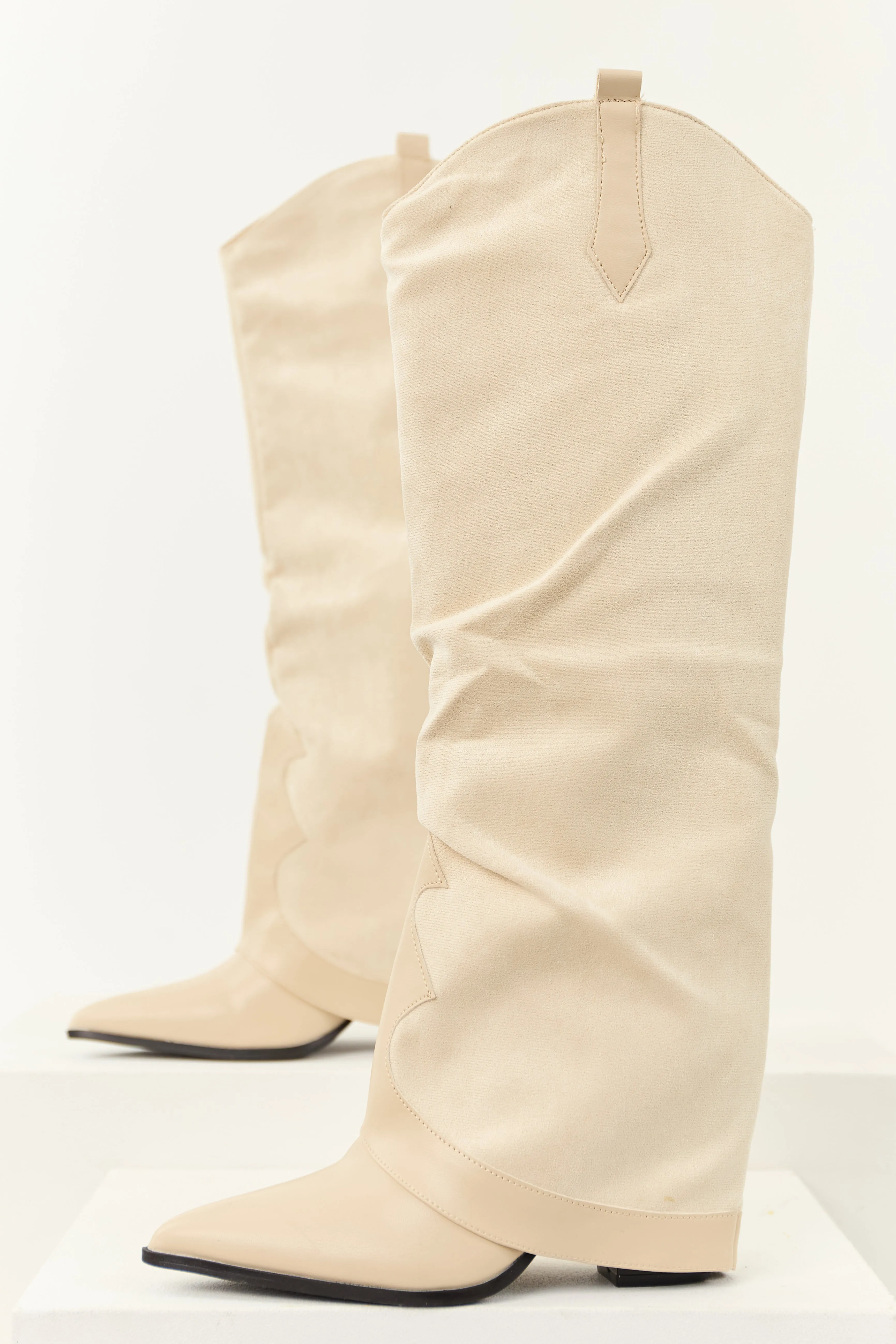 7/23/2025,ALL_PRODUCTS,back-in-stock:true,filter-color:White/Ivory,filter-season:Fall,filter-season:Winter,gpc:Shoes,pc:Boots_Booties,Reg-Price