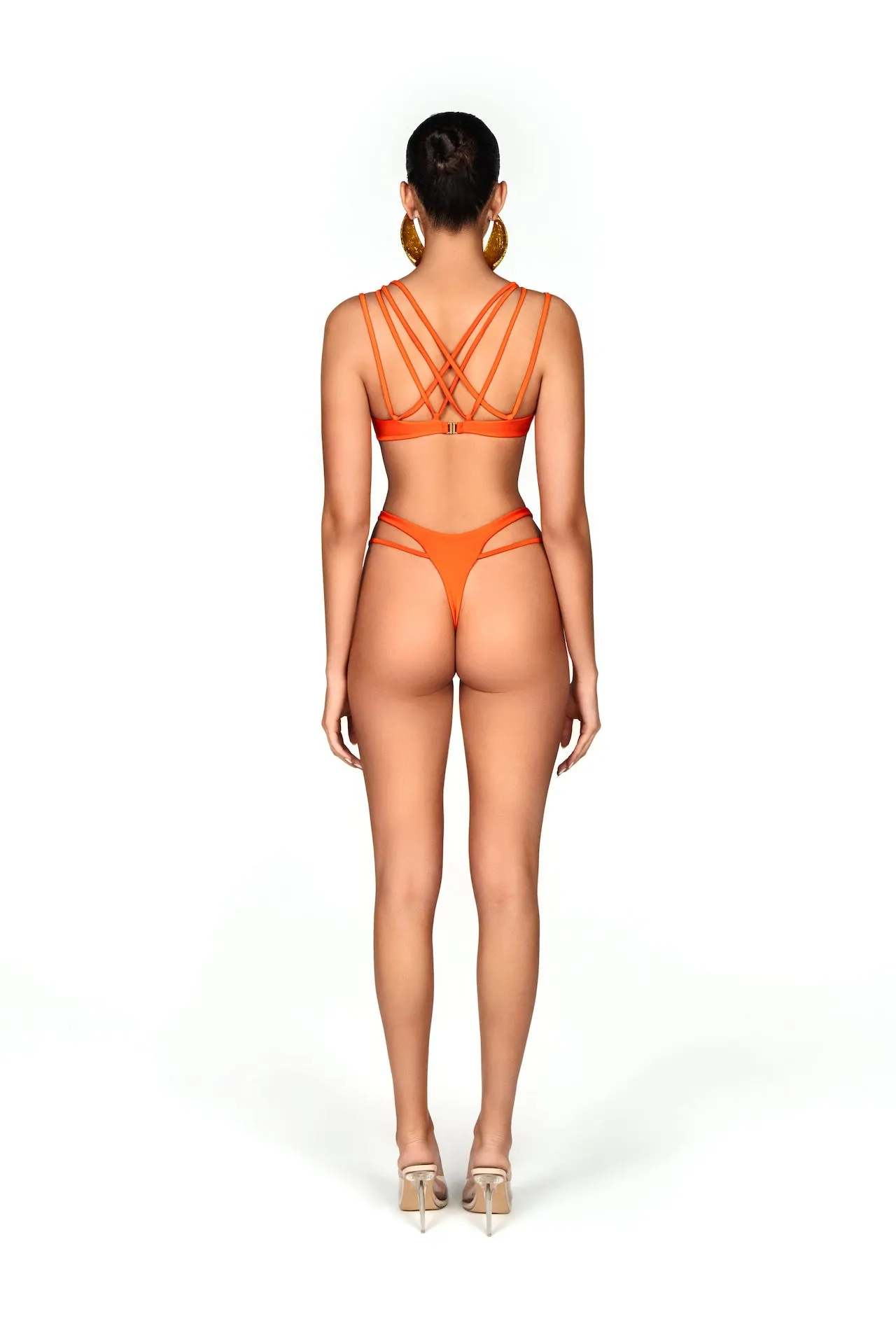 VULA TOP cut-out design