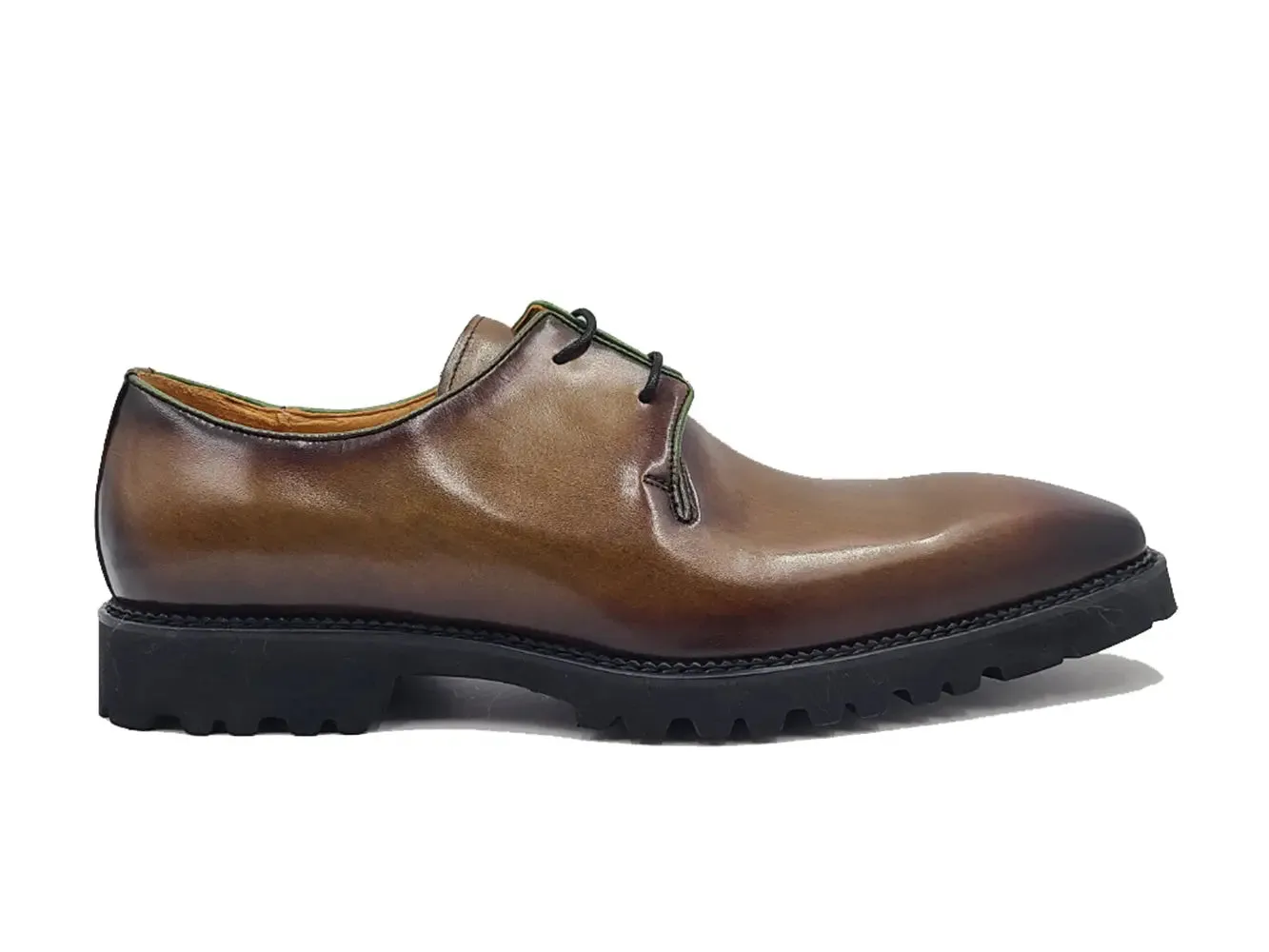 Whole Cut Derby With Lug Sole soft vibe